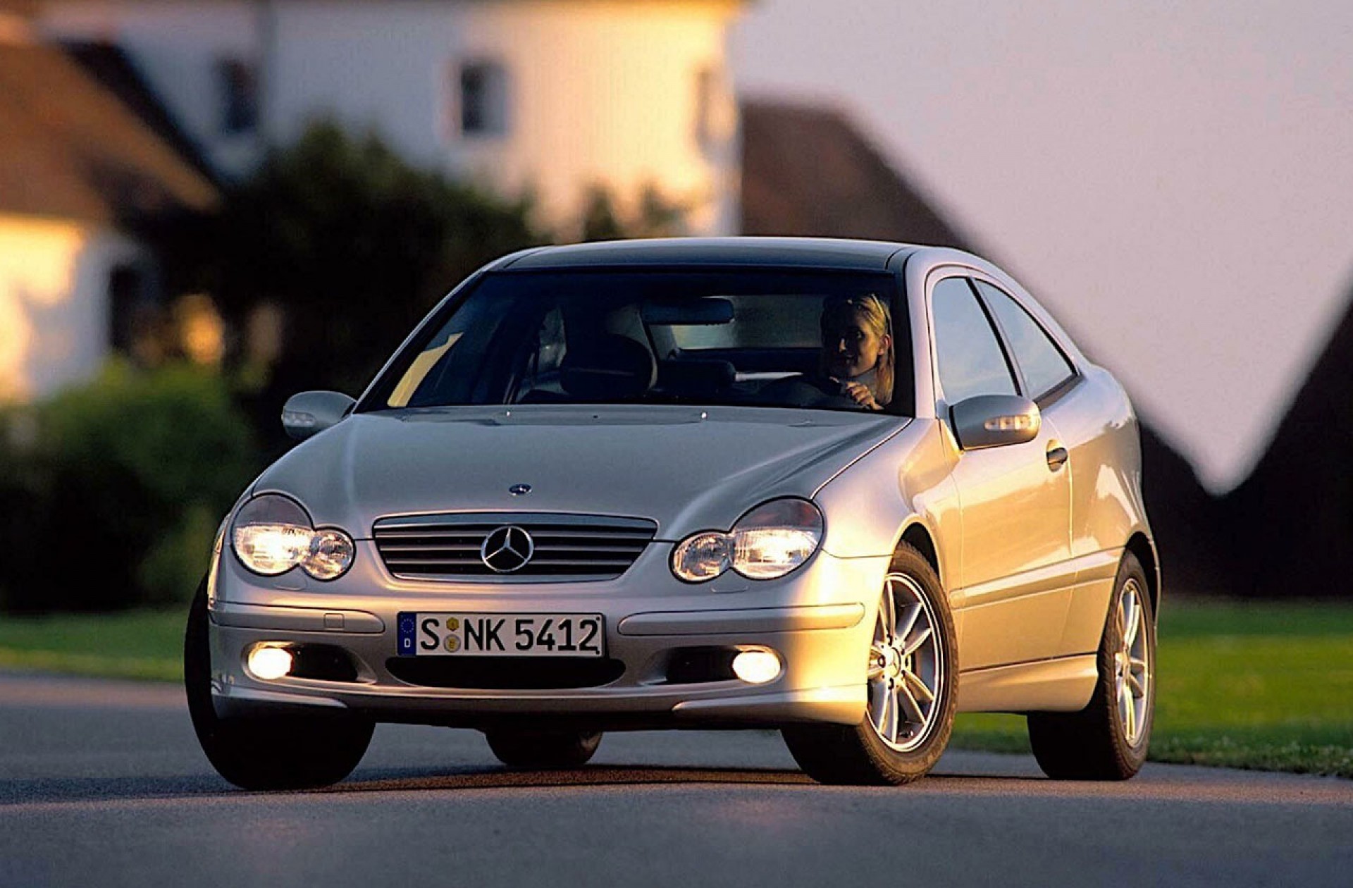 Купить Мерседес W203 C180