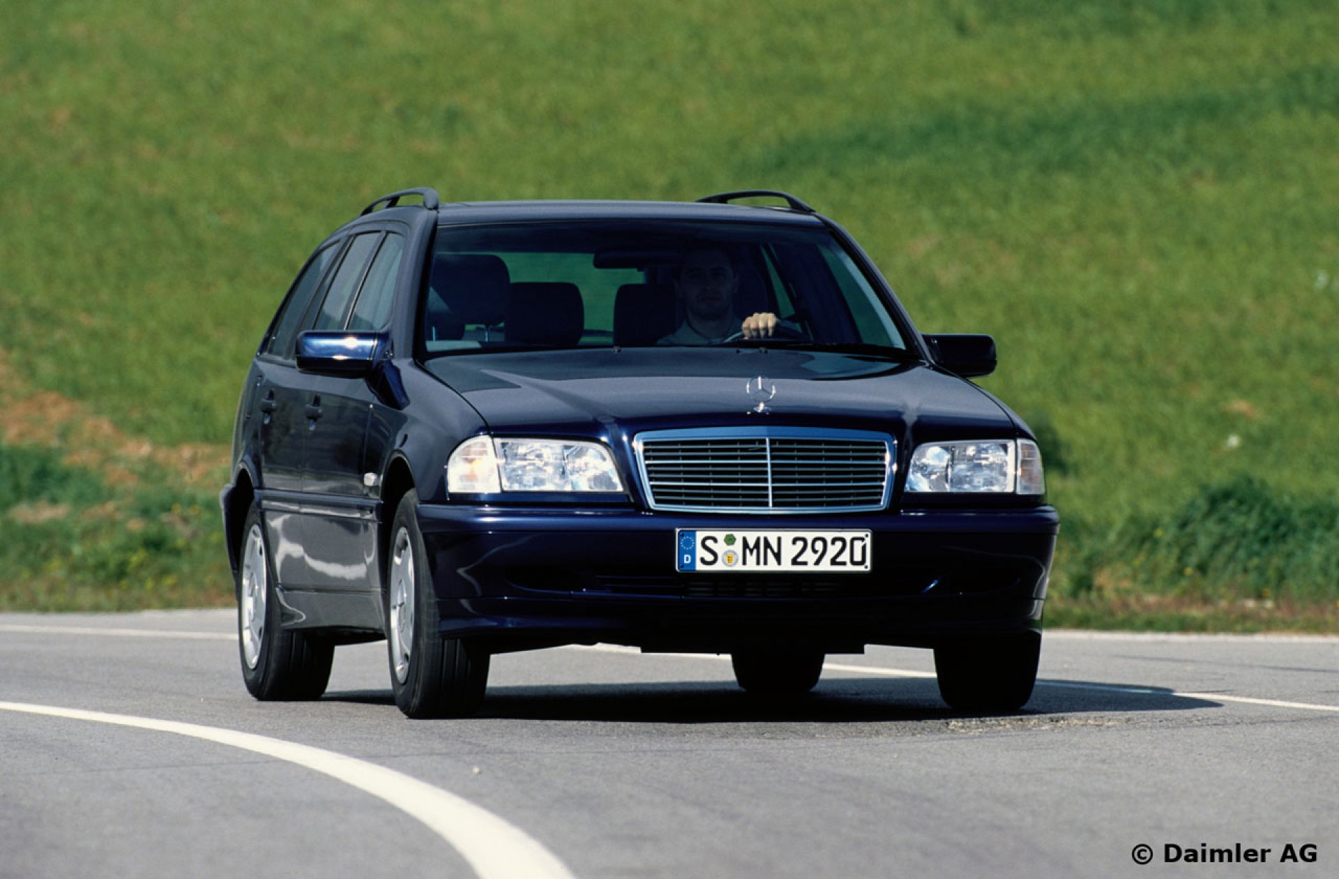 Автомобиль Мерседес W202 Купить