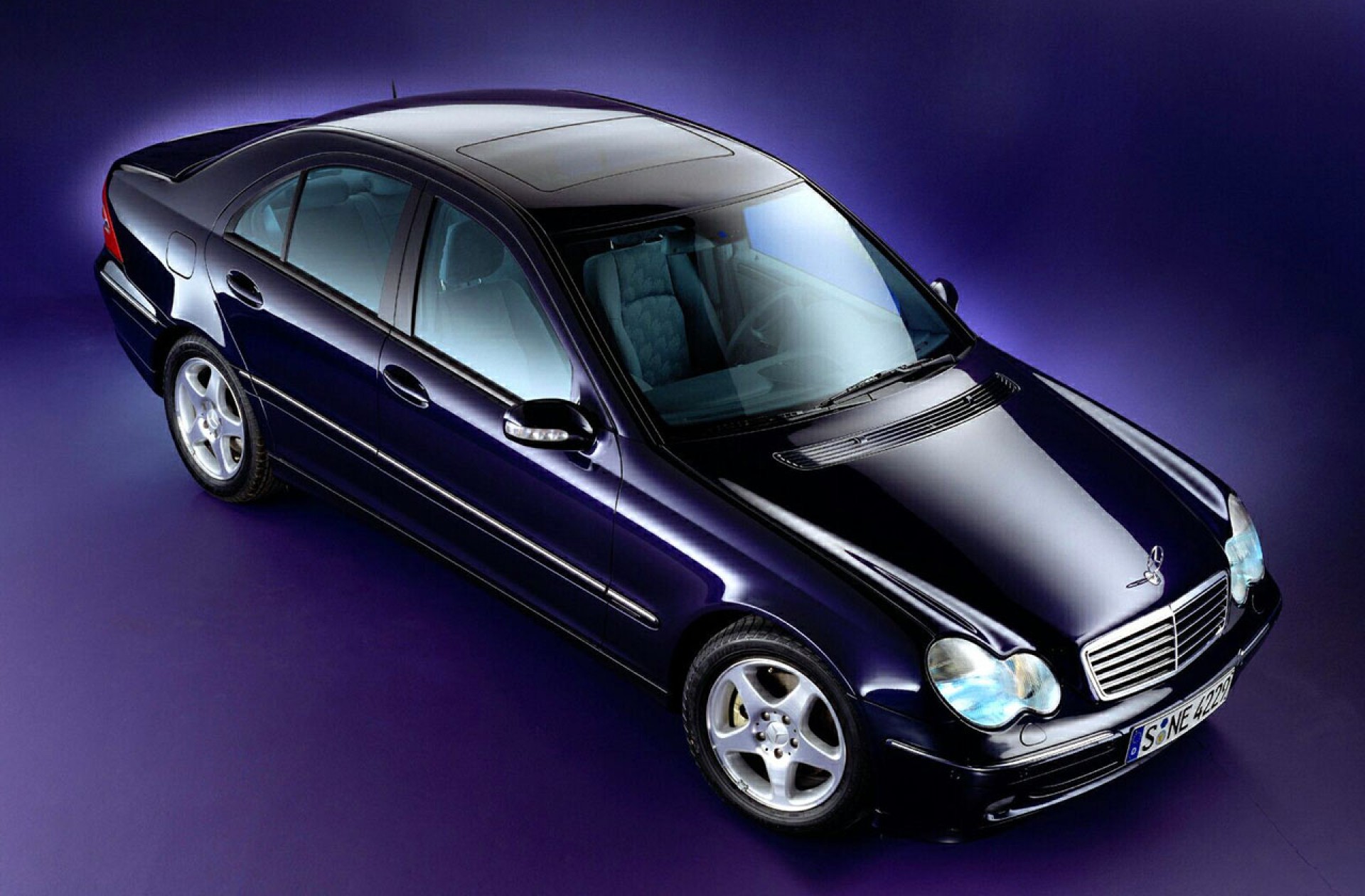 Купить Мерседес C W203